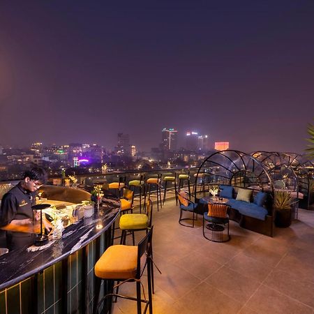 Le Premier Hotel & Rooftop Bar Hanói Exterior foto